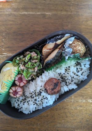 JK☆ピーマンのツナ和え&塩サバ弁当♪-レシピのメイン写真