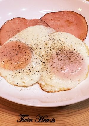 濃厚卵白のプリップリッ　ハムエッグ-レシピのメイン写真