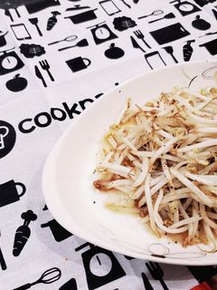 シンプルうまい!居酒屋風モヤシ炒め!-レシピのメイン写真