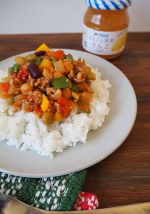 トマト缶不要！豆入り！ミートソース丼-レシピのメイン写真