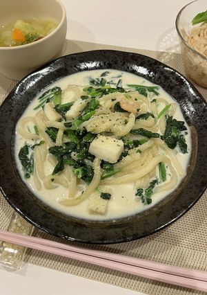 ほうれん草とエビのクリーム味噌うどん-レシピのメイン写真