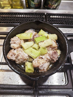 ネギと鶏のアヒージョ-レシピのメイン写真