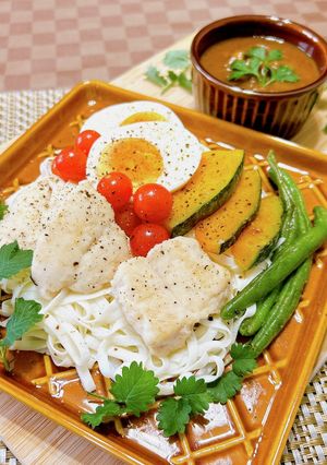 豆腐麺とレトルトカレーで♪カレーつけ麺風-レシピのメイン写真