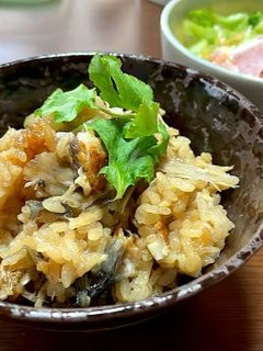 鰻一枚でご飯3合!鰻ごぼうの炊き込みご飯-レシピのメイン写真