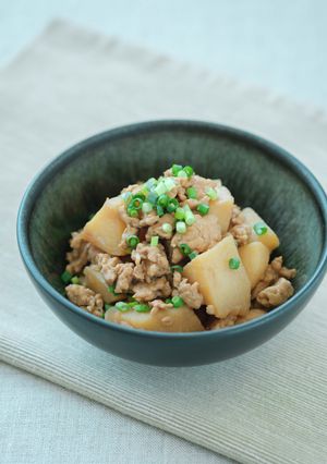 じゃがいもと鶏ひき肉のそぼろ煮-レシピのメイン写真
