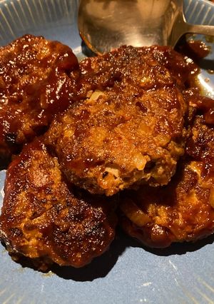 ケチャップ味の煮込みハンバーグ-レシピのメイン写真
