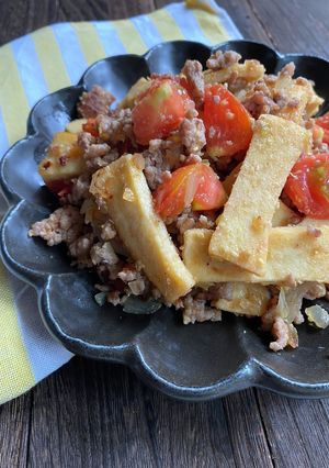 高野豆腐とひき肉のピリ辛ごま味噌炒め-レシピのメイン写真