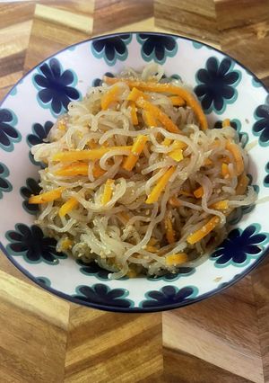 にんじんと糸こんにゃくの胡麻風味-レシピのメイン写真