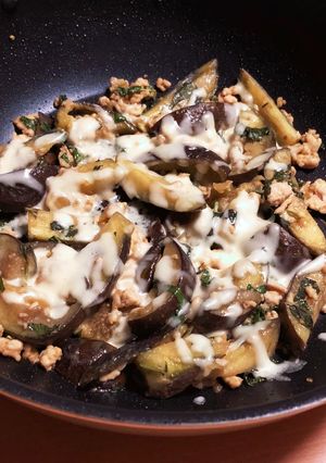 フライパンで茄子チーズひき肉大葉焼き-レシピのメイン写真