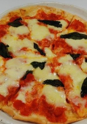 自家製トマトソースでマルゲリータ-レシピのメイン写真