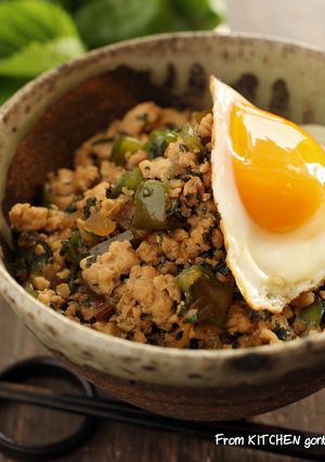 手軽な材料de超簡単!和風ガパオ丼-レシピのメイン写真