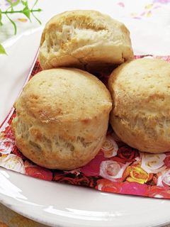 しっとり、ホロホロ⋯生クリームスコーン☆-レシピのメイン写真