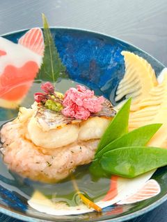 筍と桜のおこわと鯛の桜蒸し-レシピのメイン写真