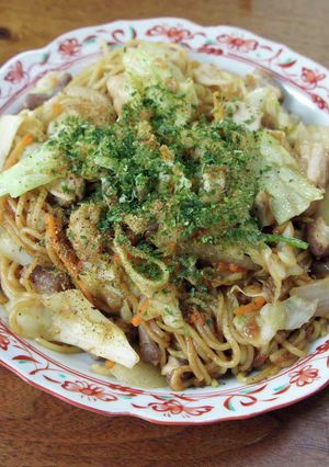 豚ホルモンの焼きそば-レシピのメイン写真