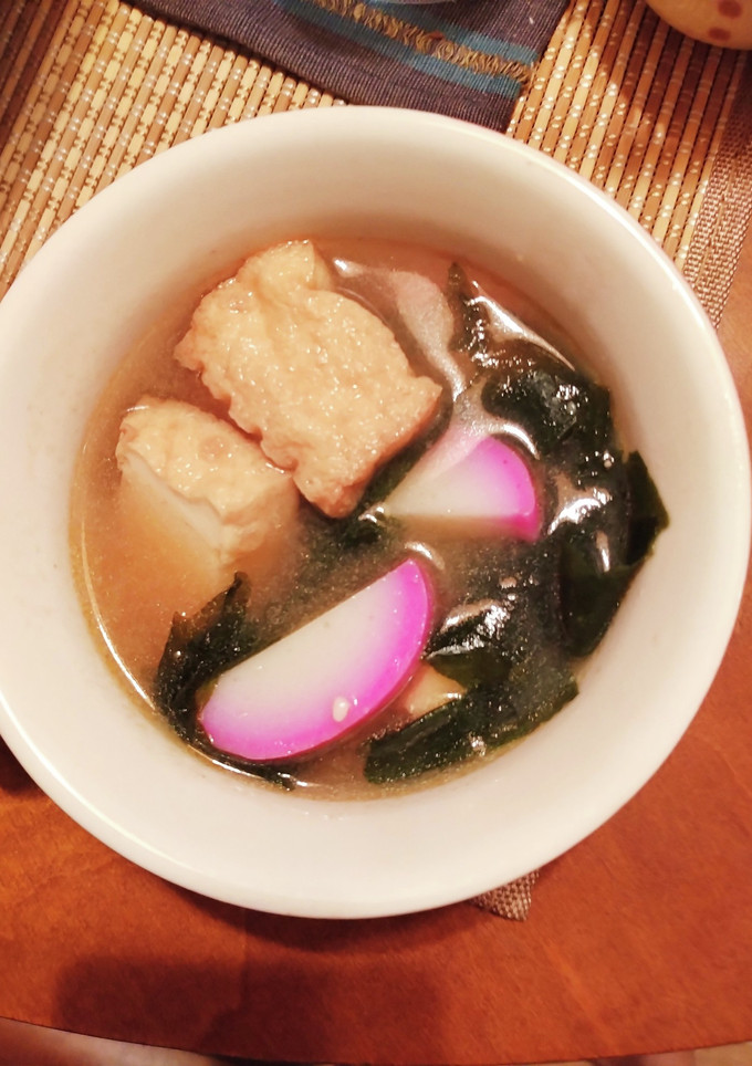 厚揚げと蒲鉾、わかめのお味噌汁-レシピのメイン写真