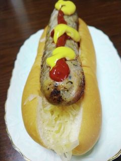 バジルソーセージでオーバーホットドッグ-レシピのメイン写真