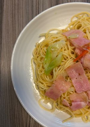 余った袋サラダで春ペペロンチーノ-レシピのメイン写真