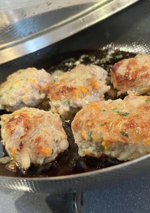 子供もパクパク!玉ねぎ麹ハンバーグ-レシピのメイン写真