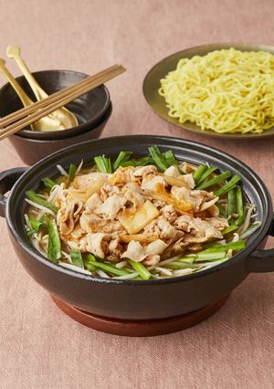 白だし香る豚バラもやしのキムチ風鍋-レシピのメイン写真