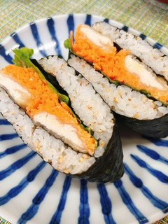 鶏ささみの梅酢煮おにぎらず-レシピのメイン写真