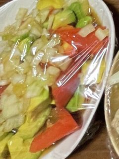 超簡単!トマトとアボカドのマリネ-レシピのメイン写真