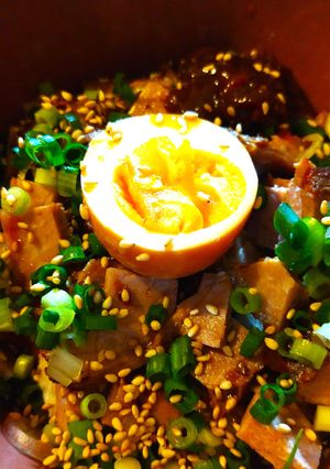 豚肉梅酒煮のどんぶり仕立て-レシピのメイン写真