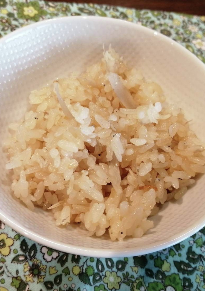 保育園給食★しらすとごぼうの炊き込みご飯-レシピのメイン写真