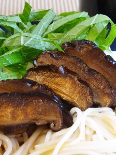 干ししいたけの醬油漬け【しいたけ醤油】-レシピのメイン写真