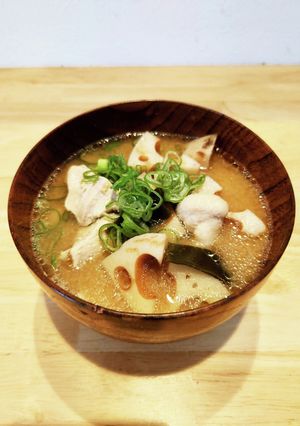 れんこんと鶏肉のかんたん味噌汁-レシピのメイン写真