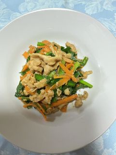 豚肉とニラとにんじんの味噌炒め-レシピのメイン写真