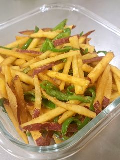 さつまいもとピーマンの胡麻味噌炒め-レシピのメイン写真