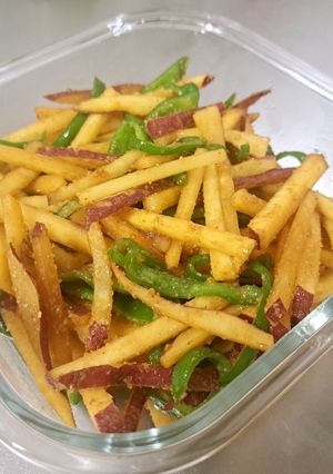 さつまいもとピーマンの胡麻味噌炒め-レシピのメイン写真