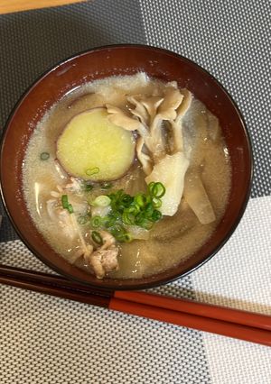 ごま味噌豆乳スープ〜お月見風〜-レシピのメイン写真