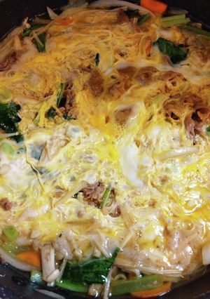 牛肉えのき小松菜のすき焼き風卵とじ-レシピのメイン写真