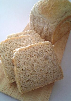 ホエーで✿もっちり✿おから✿ごま✿食パン-レシピのメイン写真
