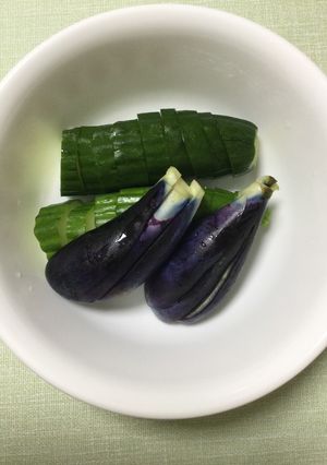 冷蔵庫で胡瓜と茄子の糠漬け-レシピのメイン写真