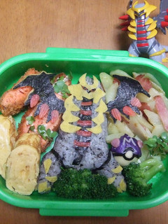 キャラ弁 ポケモン「ギラティナ」-レシピのメイン写真
