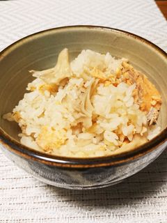 鮭とまいたけの炊き込みご飯-レシピのメイン写真