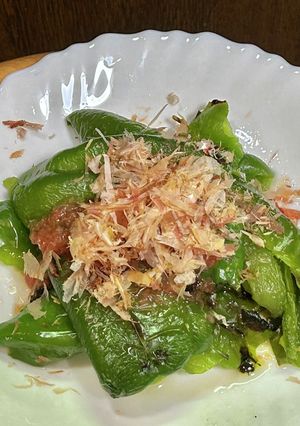 簡単・素焼きピーマンの梅カツオ-レシピのメイン写真