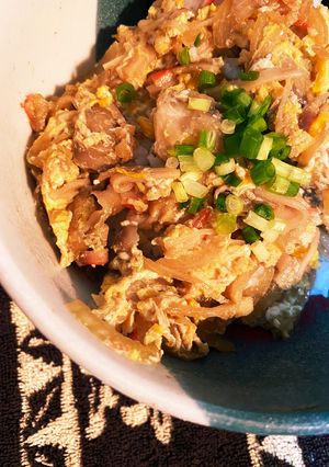 ふんわりたまごの舞茸カニカマ丼-レシピのメイン写真
