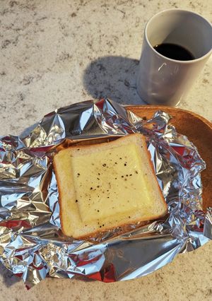 やってみて!チーズトーストにタイム♪-レシピのメイン写真