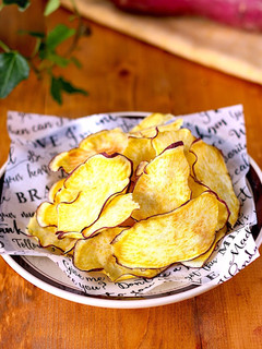 レンジでパリパリ♪おさつチップス-レシピのメイン写真