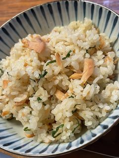 塩鮭と大葉の炊き込みご飯-レシピのメイン写真