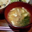 舞茸と崩し豆腐のみそ汁