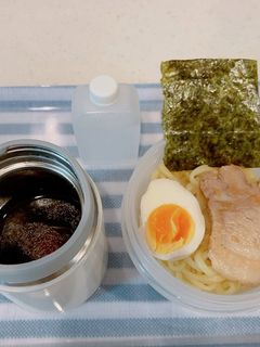 ザル容器、スープジャーで、本格つけ麺弁当-レシピのメイン写真