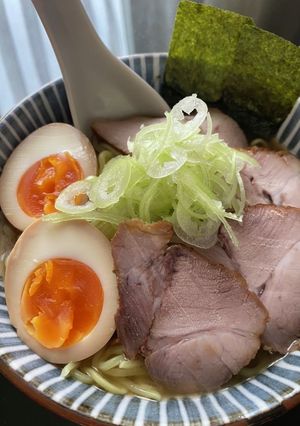 鶏ガラで醤油ラーメンスープ♪-レシピのメイン写真