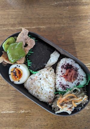 JK☆おにぎり3種弁当♪-レシピのメイン写真