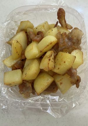 豚バラとジャガイモの塩ダレ炒め-レシピのメイン写真