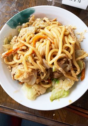 お一人様！市販の焼きそばにヘルシー隠し味-レシピのメイン写真