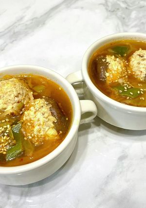 椎茸の肉詰め入りキムチスープ-レシピのメイン写真